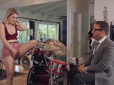 Passionate teen fucks nearby this drummer for eternal pleasures